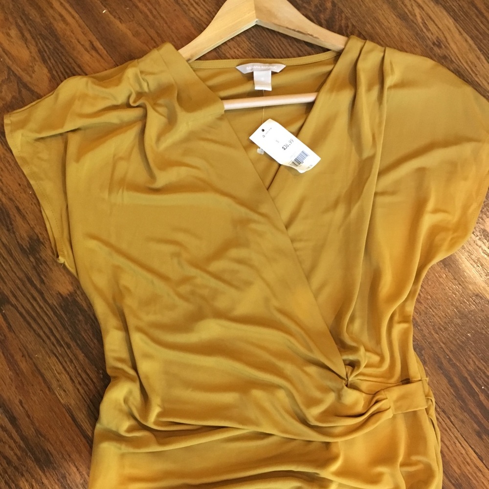 Yellow dress